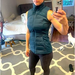 Lululemon down for it all vest
